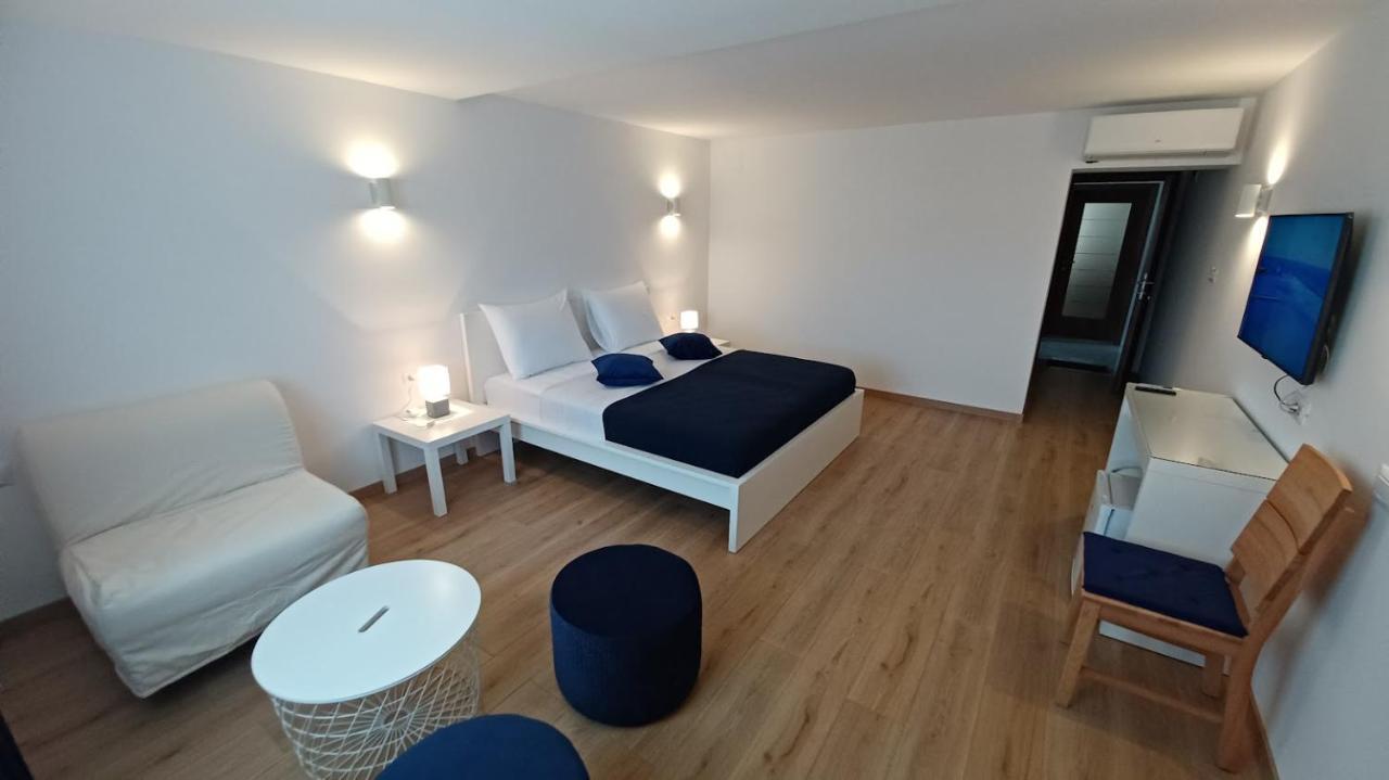 Amaryllis Residence, Apartment Diana & Deluxe Rooms With Shared Kitchen Вели-Лошинь Экстерьер фото
